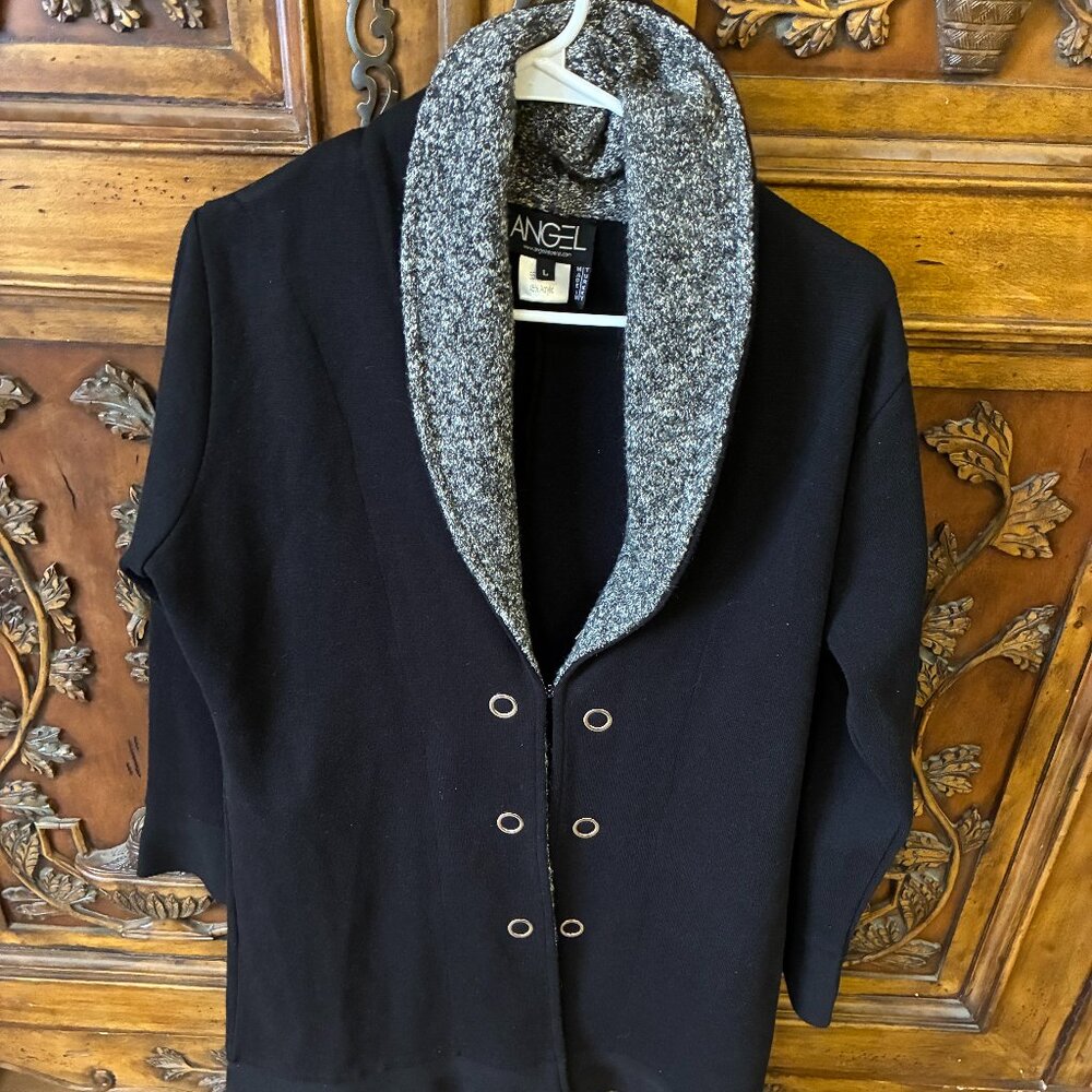 Angel Apparel Classic Knit Sweater W/ Gray Shawl Collar Silver Snaps Size Large.